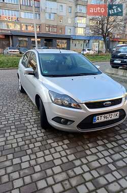Ford Focus  2010