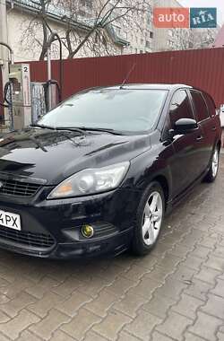 Ford Focus  2010