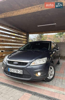 Ford Focus  2010