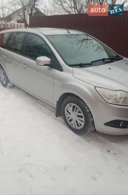 Ford Focus  2010