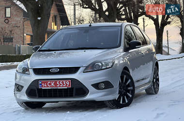 Ford Focus  2010