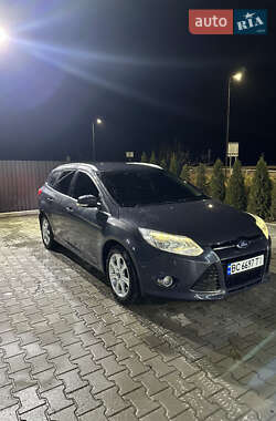 Ford Focus  2012