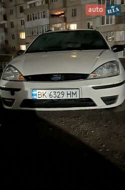 Ford Focus  1999