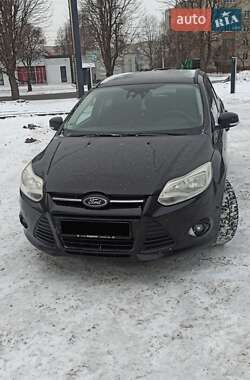 Ford Focus  2011