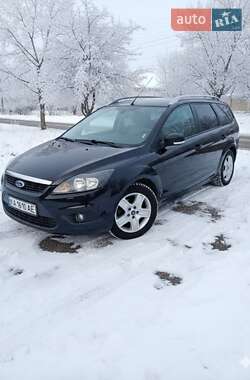 Ford Focus  2010
