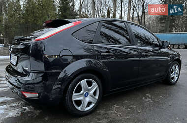 Ford Focus  2010