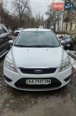 Ford Focus  2011