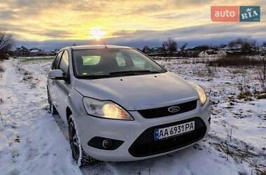 Ford Focus  2011