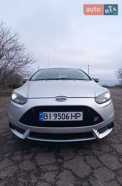 Ford Focus  2012
