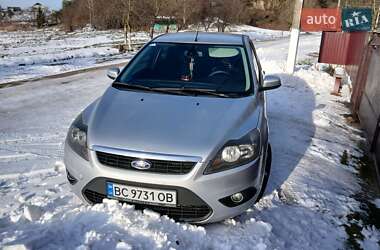 Ford Focus  2010