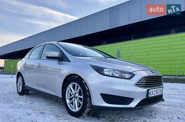 Ford Focus  2015