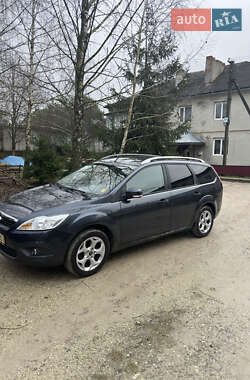 Ford Focus  2010