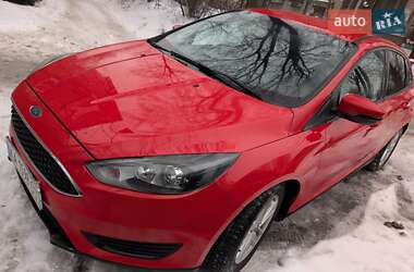 Ford Focus  2015