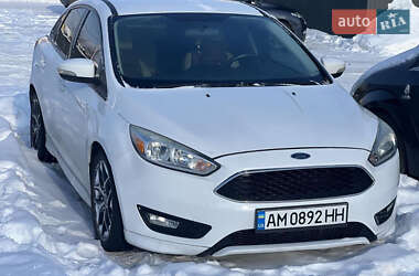 Ford Focus  2015