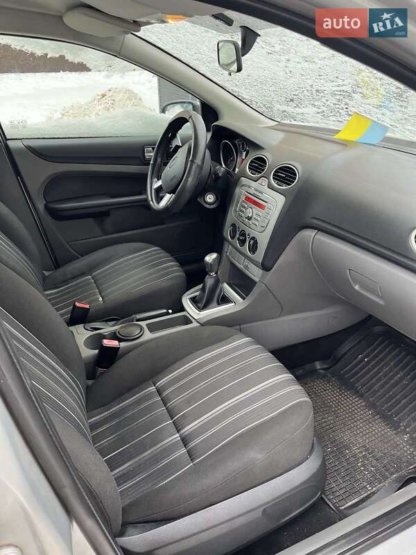 Хэтчбек Ford Focus 2008 в Днепре