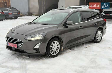 Ford Focus  2021