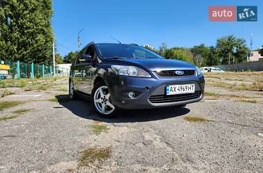 Ford Focus  2010
