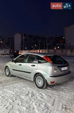 Ford Focus  2004