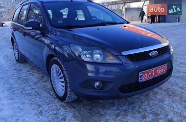 Ford Focus  2011