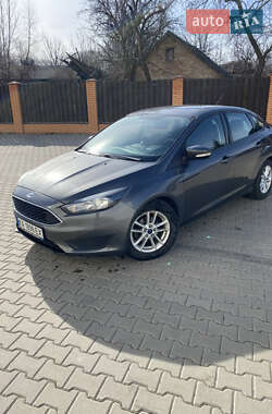Ford Focus  2015