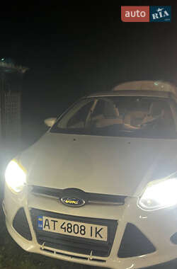 Ford Focus  2014