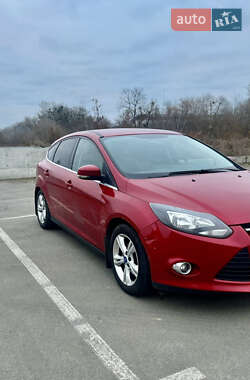 Ford Focus  2012