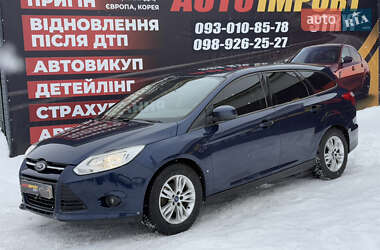 Ford Focus  2012