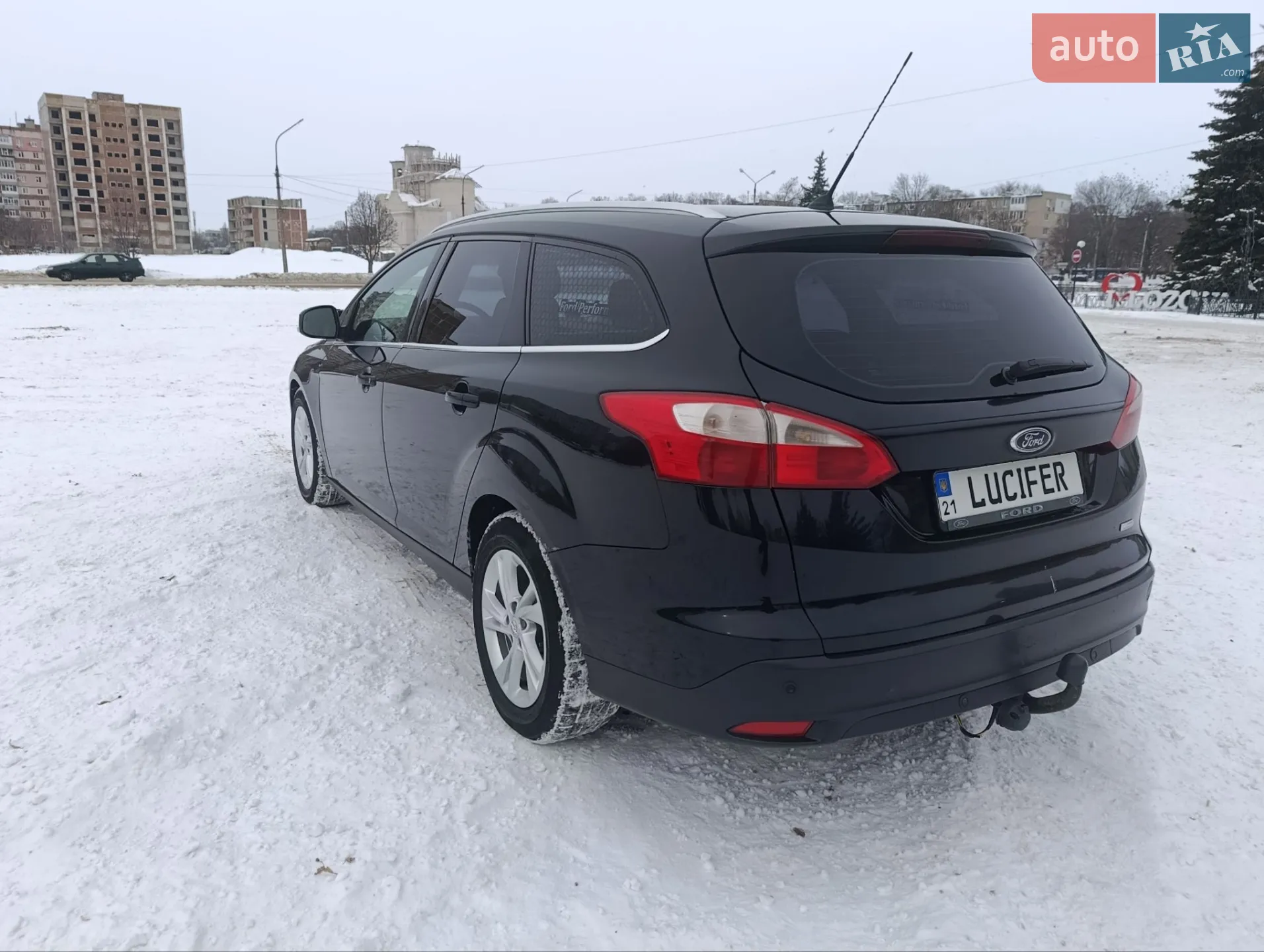 Ford Focus 2012 VIN WF0LXXGCBLCY69114 фото оголошення 8 з 17