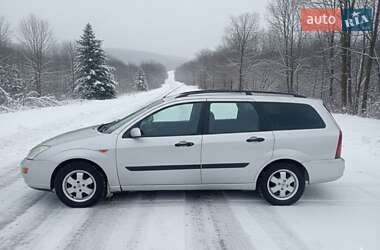Ford Focus  2001