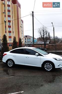 Ford Focus  2013