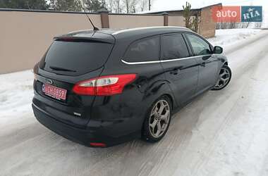 Ford Focus  2012