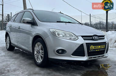 Ford Focus  2011
