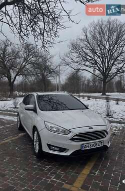 Ford Focus  2015