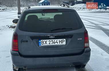 Ford Focus  2004