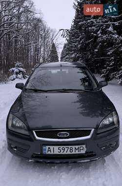 Ford Focus  2005
