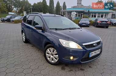 Ford Focus  2010