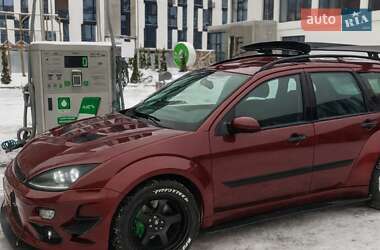 Ford Focus  2002