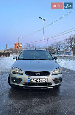 Ford Focus  2004