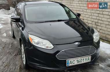 Ford Focus  2012
