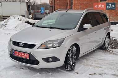 Ford Focus  2010