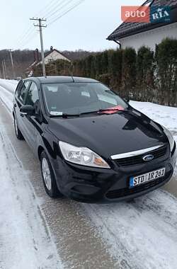 Ford Focus  2010