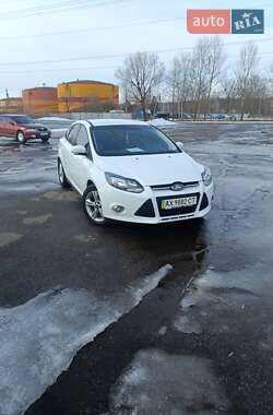 Ford Focus  2012