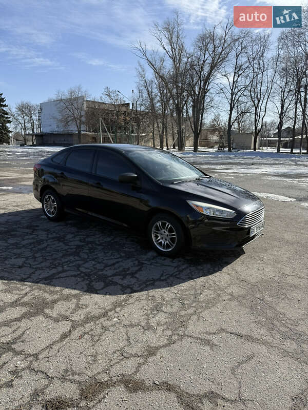 Седан Ford Focus 2016 в Лозовой