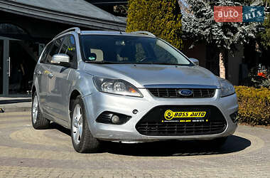 Ford Focus  2010
