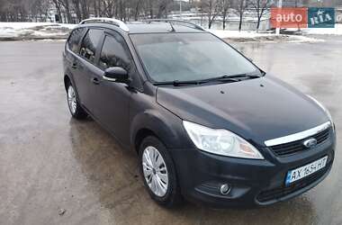 Ford Focus  2010