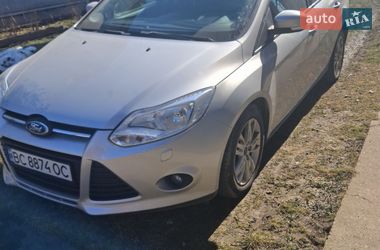 Ford Focus  2011