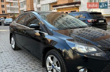 Ford Focus  2011