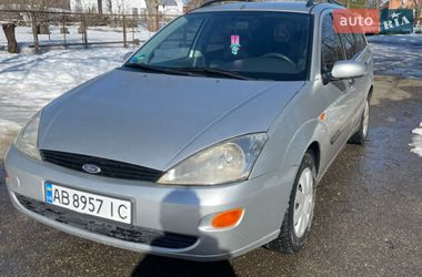 Ford Focus  2001