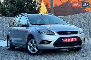 Ford Focus  2010