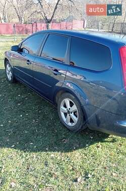 Ford Focus  2007